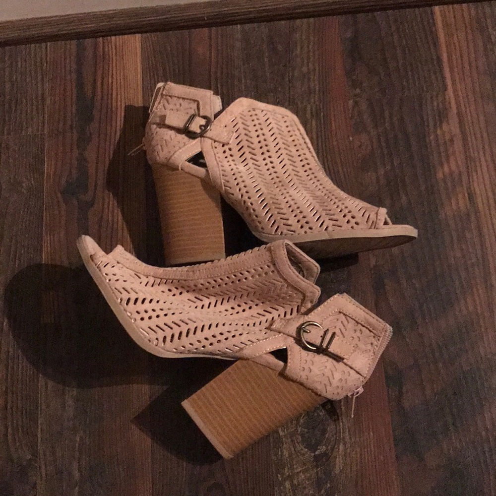 SHOES 👠